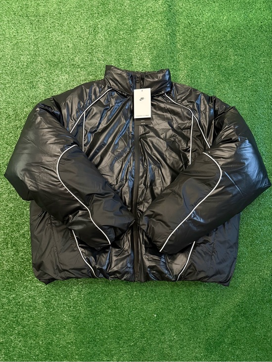 Nike Other - Nike Tech Bubble Puffer Coat with White Reflective Piping